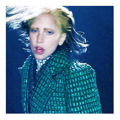 Lady Gaga GIF. Artiesten Lady gaga Gifs Hair flip 