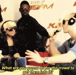 Lady Gaga GIF. Artiesten Lady gaga Mode Gifs Snl Saturday night live Andy samberg 