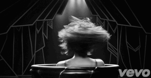 Lady Gaga GIF. Artiesten Lady gaga Gifs Artpop Lady gaga gifs Venus prestaties 