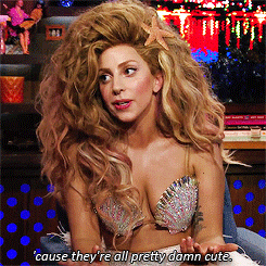 Lady Gaga GIF. Artiesten Lady gaga Gifs Hair flip 
