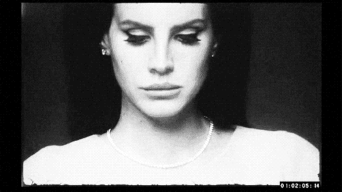 Artiesten Gifs Lana del rey wijnoogst b &amp;amp; w zwart en wit blauw fluweel Lana del rey blauw fl 