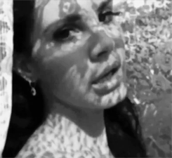 Lana Del Rey GIF. Muziek Artiesten Gifs Lana del rey In de war 