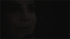 Lana Del Rey GIF. Bioscoop Artiesten Ogen Gifs Lana del rey Genegeerd Koket 