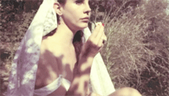 Lana Del Rey GIF. Artiesten Roken Sigaret Rook Gifs Lana del rey Ride 