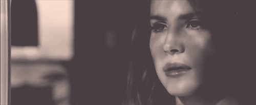 Artiesten Gifs Lana del rey wijnoogst blauw fluweel Lana del rey blauw fluweel 