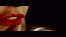 Lana Del Rey GIF. Artiesten Gifs Lana del rey Snl Saturday night live Kristen wiig Weekendupdate 