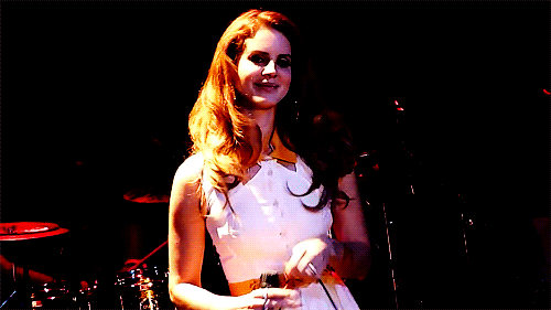 Artiesten Bed Koningin Blauw Gifs Lana del rey dood blauw fluweel 