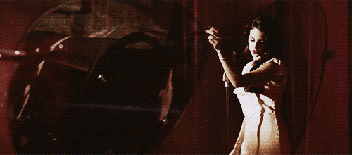 Artiesten Gifs Lana del rey zwart en wit ride Lana del reyride 