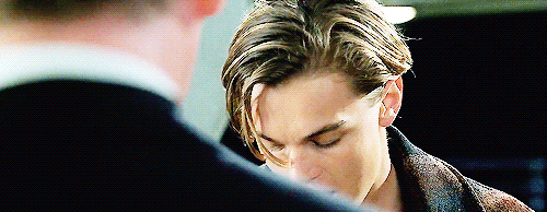 Leonardo Dicaprio GIF. Roken Leonardo dicaprio Gifs Filmsterren Haarflip 