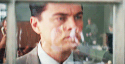 Leonardo Dicaprio GIF. Leonardo dicaprio Gifs Filmsterren Ophalen Schouderophalend Zwart en wit 