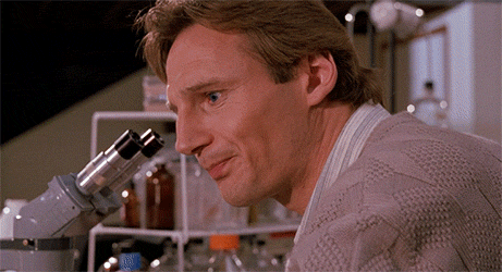 Liam Neeson GIF. Verward Waarom Gifs Filmsterren Liam neeson Sam raimi Donkere man 
