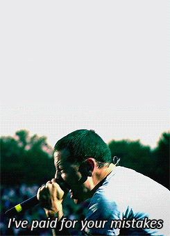 Artiesten Linkin park Gifs Chester Bennington 
