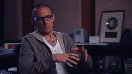 Artiesten Linkin park Gifs Chester Bennington 