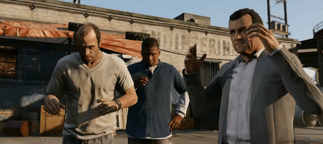 Baby Leeuw Gifs probeert 