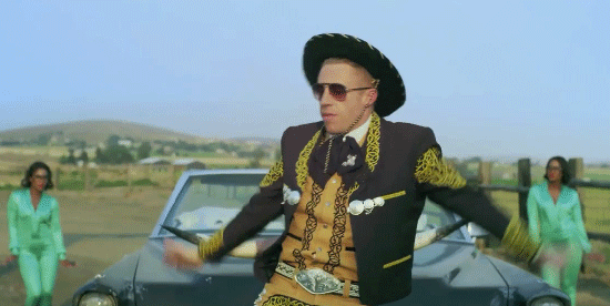 Artiesten Gifs Macklemore en we dansten grote lange roze sterk 
