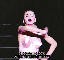 Madonna GIF. Dansen Artiesten Madonna Gifs Glimlachen Like a virgin 