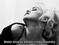 Madonna GIF. Artiesten Madonna Gifs Relaxed Zwart en wit Truth or dare 