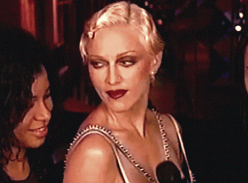 Artiesten Madonna Gifs lachend wie is dat meisje 