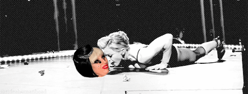 Artiesten Madonna Gifs 2012 wenk blond MDNA ruiten 