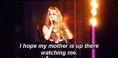 Madonna GIF. Dansen Artiesten Madonna Gifs 90s Het zingen Blonde ambitie 