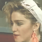 Madonna GIF. Dansen Artiesten Wolken Madonna Gifs 90s Het zingen Muziekvideo Lichtstraal 