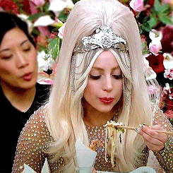 Madonna GIF. Artiesten Madonna Gifs  Rots Wijnoogst Knal &amp;#39;80 Retro 80s muziek Like a prayer 
