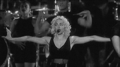 Artiesten Madonna Gifs zwart en wit music erotiek 