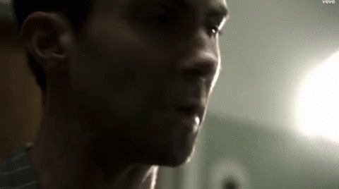 Artiesten Gifs Maroon 5 muziekvideo maps 