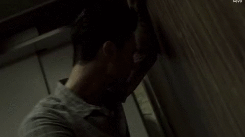 Artiesten Gifs Maroon 5 muziekvideo maps 