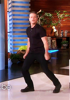 Matt Damon GIF. Gifs Filmsterren Matt damon Ellen degeneres Ellen de voorstelling Zwepen Watch me zweep Zwepen en nae 
