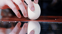 Mia Wasikowska GIF. Gifs Filmsterren Matthew goode Mia wasikowska Stoker Chanwook park 