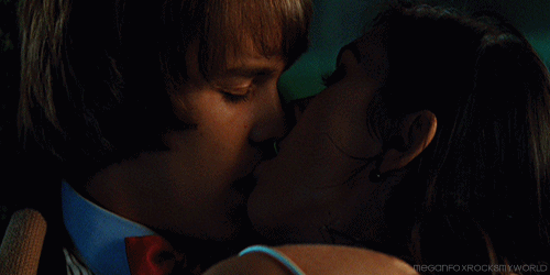 Megan Fox GIF. Gifs Filmsterren Megan fox Outros Het puntje 