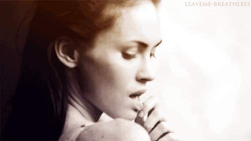 Megan Fox GIF. Beroemdheden Gifs Filmsterren Megan fox Mooi 