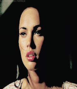 Megan Fox GIF. Beroemdheden Gifs Filmsterren Megan fox Mooi 