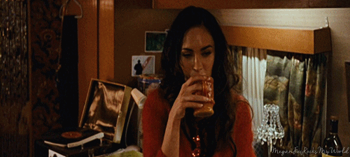 Megan Fox GIF. Gifs Filmsterren Megan fox Knipperen 