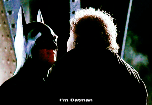 Michael Keaton GIF. Batman Gifs Filmsterren Michael keaton 