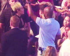 Artiesten Hannah montana Miley cyrus Gifs geschokt 