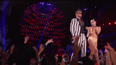 Artiesten Miley cyrus Gifs Reblog diva miley 23 Miley Ray Cyrus orgulho 