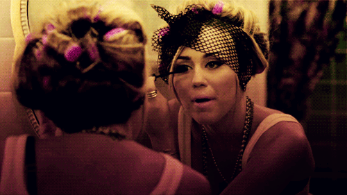 Beroemdheden Artiesten Miley cyrus Gifs geschokt 
