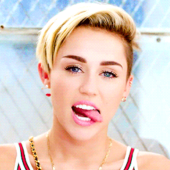 Hannah Montana GIF. Artiesten Hannah montana Miley cyrus Gifs Wat Hannah montana forever Zeggen wat 