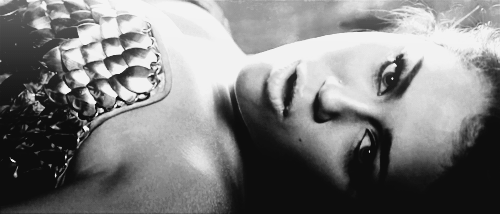 Artiesten Hannah Miley cyrus Gifs Timelapse miley wrecking ball leeftijd 