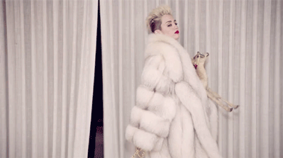 Artiesten Miley cyrus Gifs wat idgaf i dont care idc who cares 