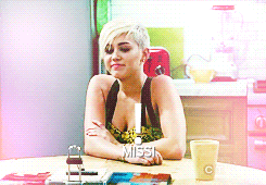 Miley Cyrus GIF. Artiesten Miley cyrus Gifs Likken Vmas Vma 2013 