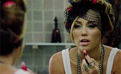 Miley Cyrus GIF. Artiesten Miley cyrus Gifs De mond vol tanden Slavernij 