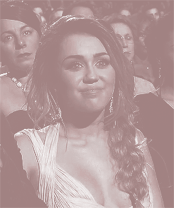Miley Cyrus GIF. Artiesten Miley cyrus Gifs Perfect Mooi Miley Miley ray cyrus 