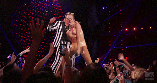 Artiesten Miley cyrus Snor Gifs 