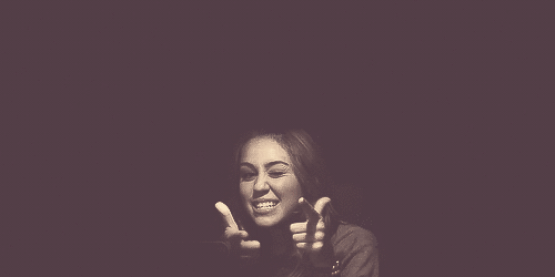 Artiesten Miley cyrus Roken Gifs emas 2013 