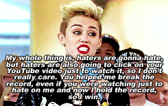 Miley Cyrus GIF. Artiesten Miley cyrus Gifs Wrecking ball 