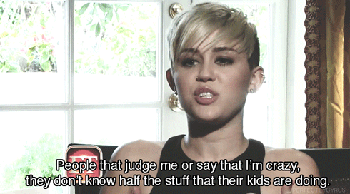 Artiesten Miley cyrus Gifs wrecking ball 