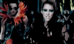 Miley Cyrus GIF. Artiesten Miley cyrus Gifs Fysica Wrecking ball Natuurkunde professor 